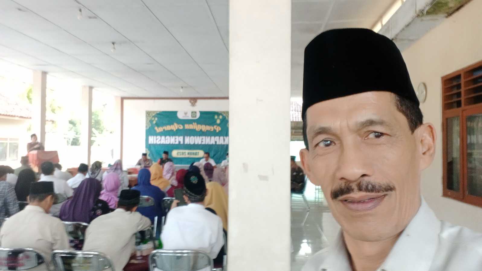 Menghadiri pengajian ATKP ( Aparat Tingkat Kapanewon Pengasih ) di Balai Kelurahan Margosari Menghadiri pengajian ATKP ( Aparat Tingkat Kapanewon Pengasih ) di Balai Kelurahan Margosari